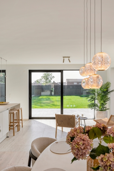 Landelijk Moderne A+ villa met 4 slpk