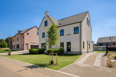 Landelijk moderne CO&sup2; neutrale A+ villa.