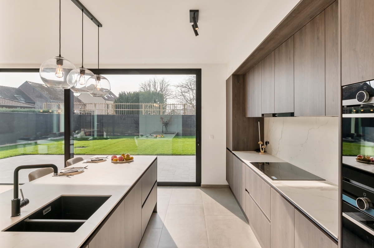 Nieuwe A+ villa volledig onderkelderd