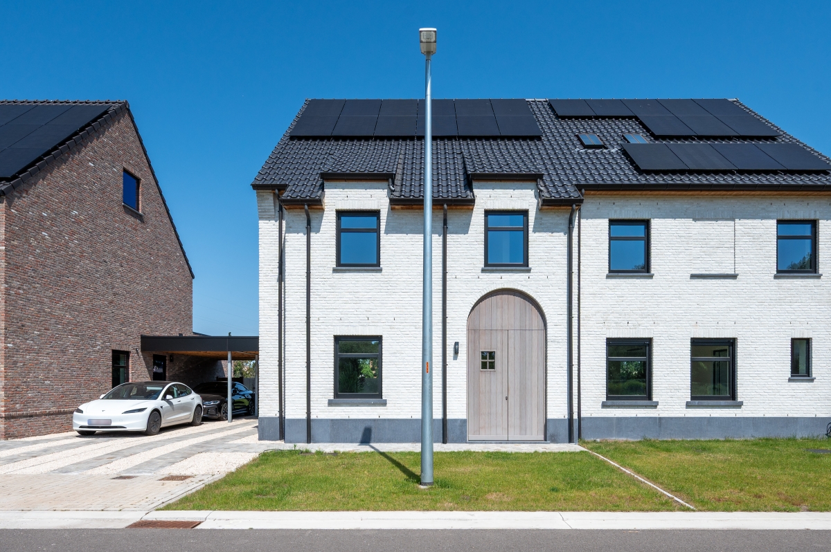 Bouwen van 6 landelijk moderne A+ woningen op toplocatie!