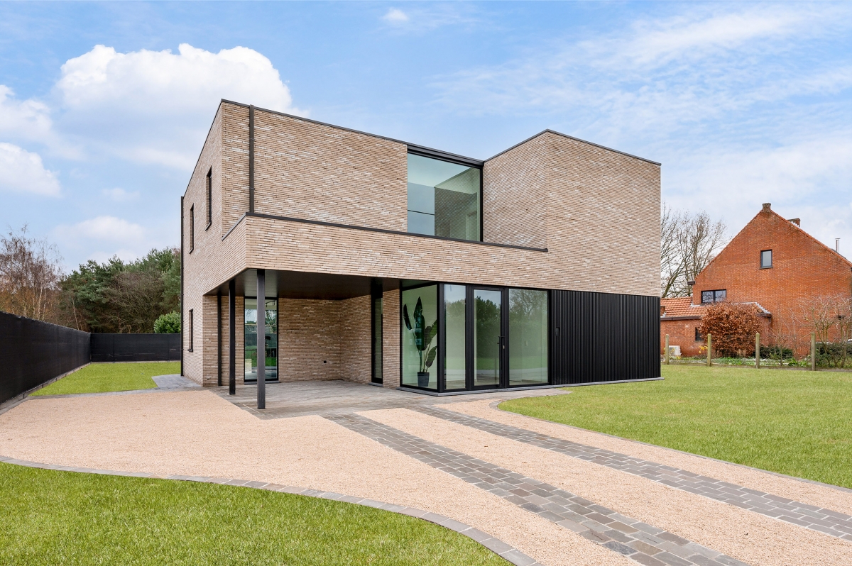 Luxueuze moderne a+ villa's